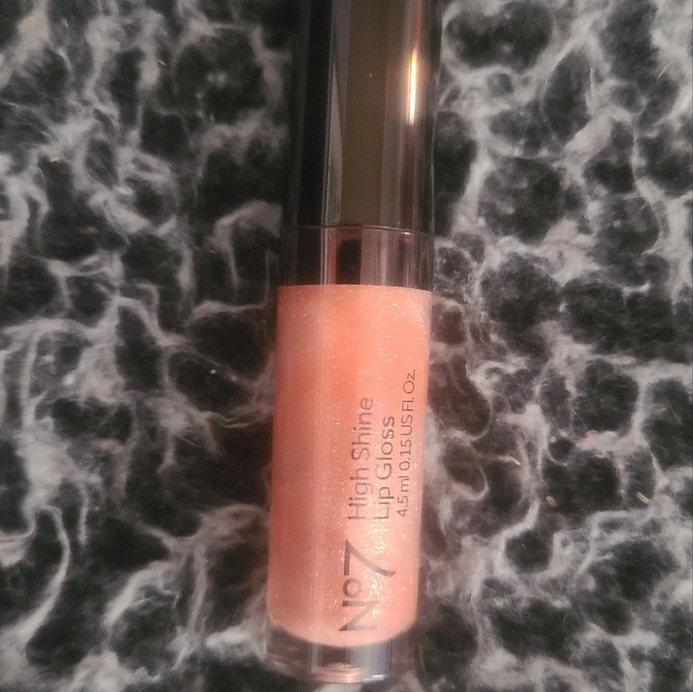 NO7 HIGH SHINE LIPSTICK LIP GLOSS Hp🔥🔥🔥🔥